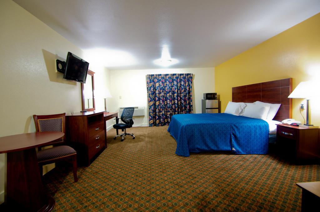 Passport Inn And Suites - Middletown Exteriör bild